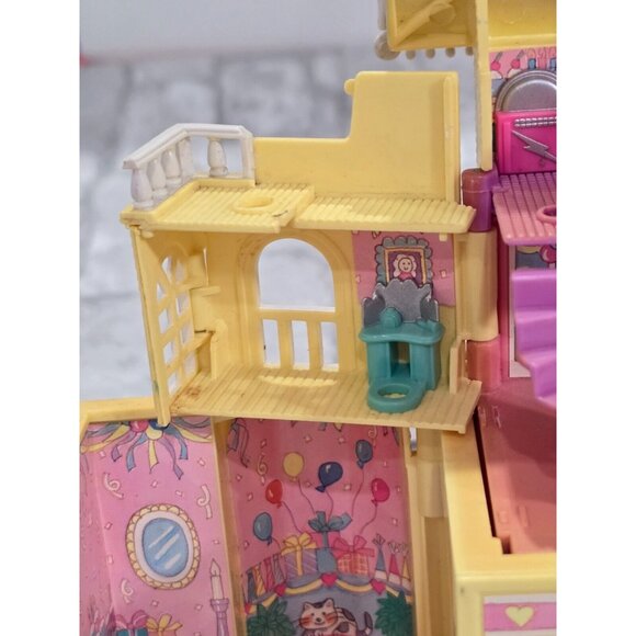 Vintage Polly Pocket Pop-Up Clubhouse Mansion Bluebird 1995 House Only‎ VIDEO - Picture 4 of 16